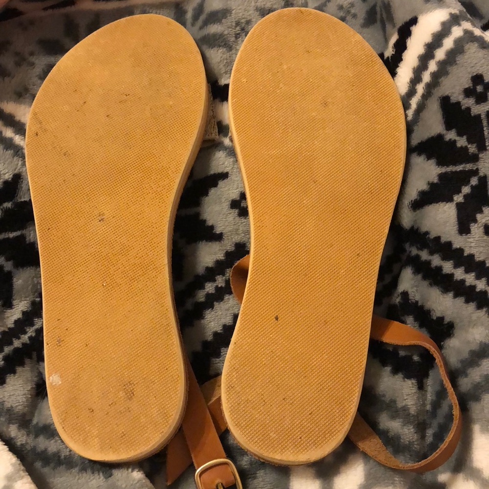 Sseko Mixed Metallic & Caramel Rue Sandal - Picture 2 of 3